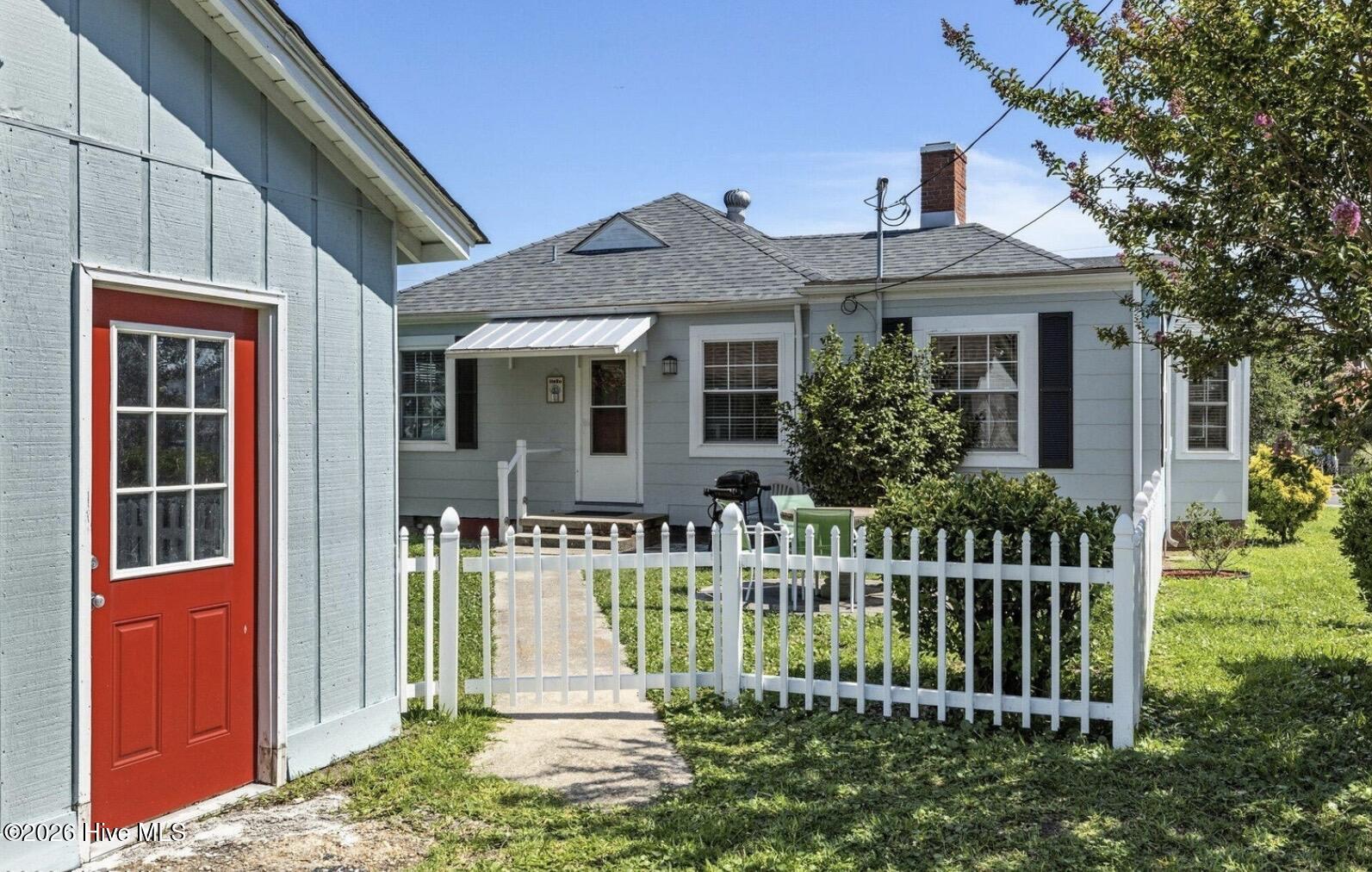 1501 Front Street