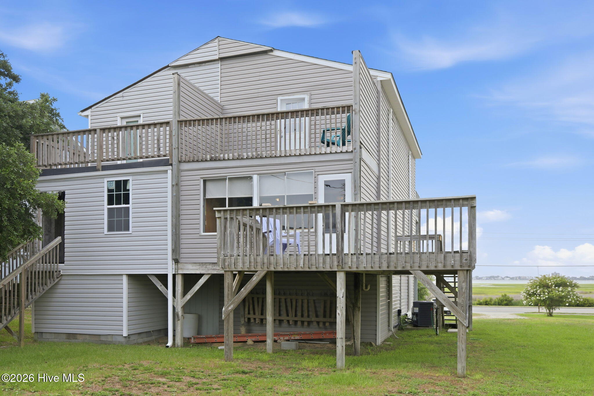 1116 E Fort Macon Road