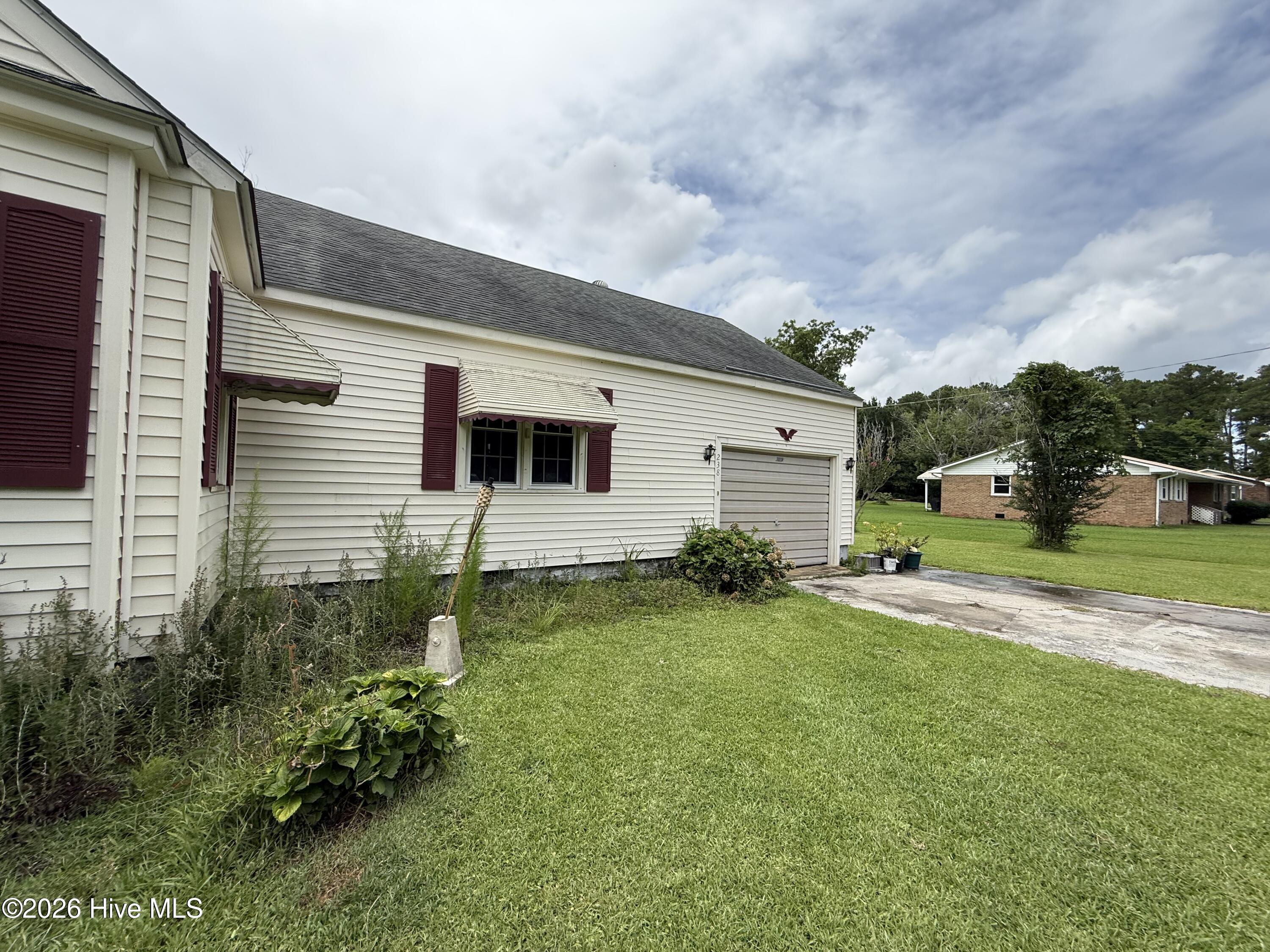 238 Old Nassau Road
