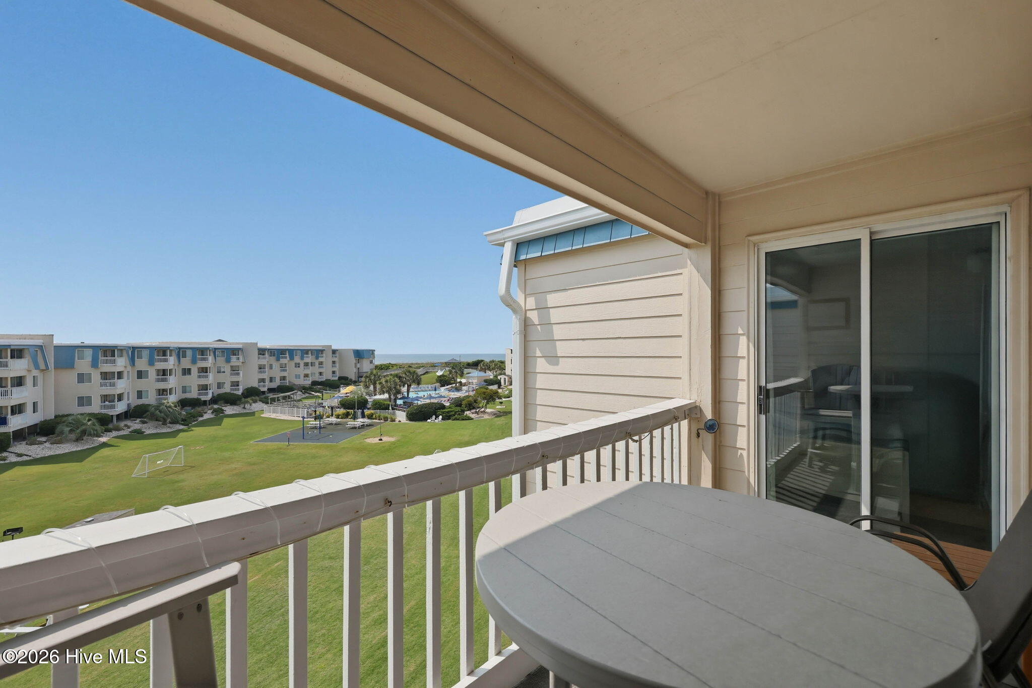 1904 E Fort Macon Road 303