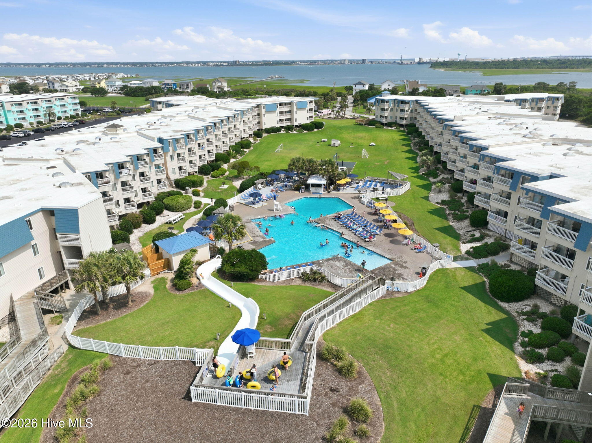 1904 E Fort Macon Road 303