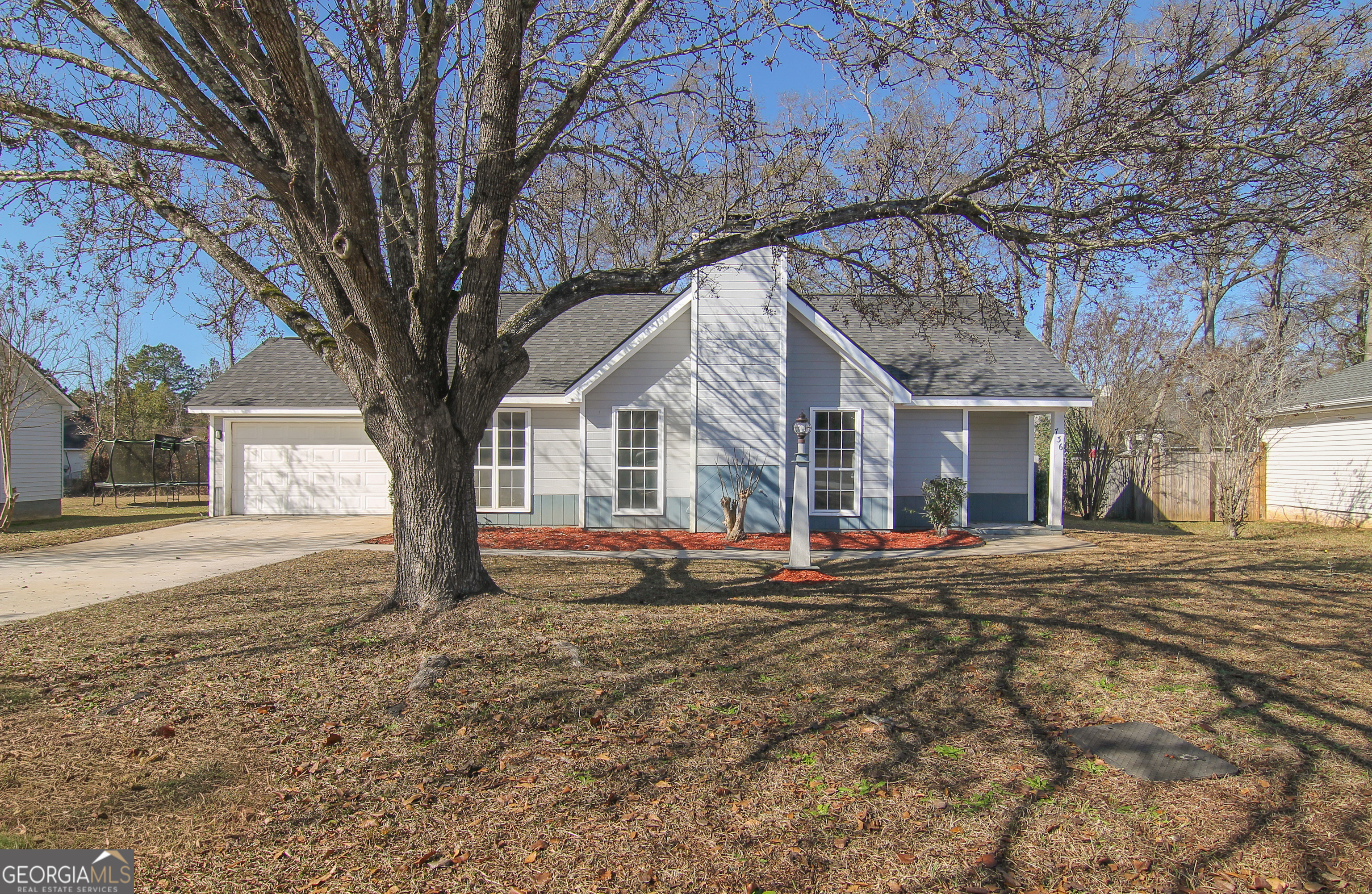 736 Gateway Drive