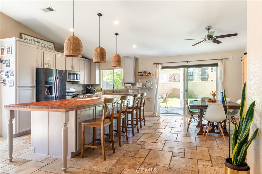 25537 Dorval Court