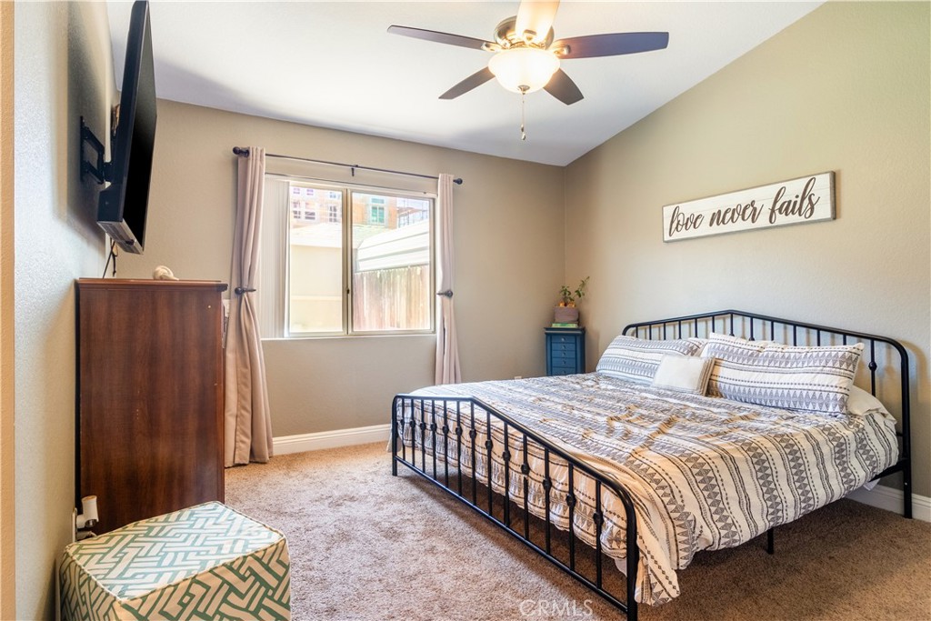 25537 Dorval Court