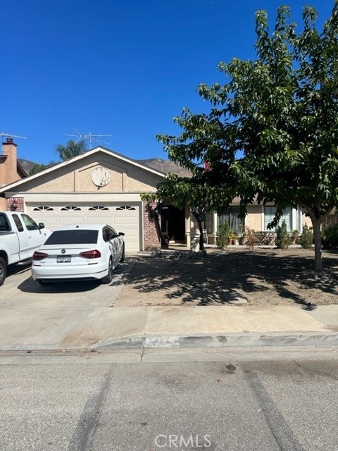 853 Yorkshire Lane