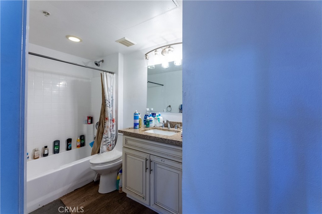 12082 S Broadway
