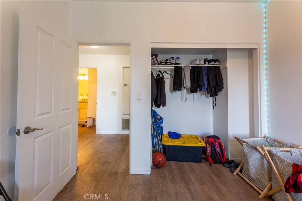12082 S Broadway