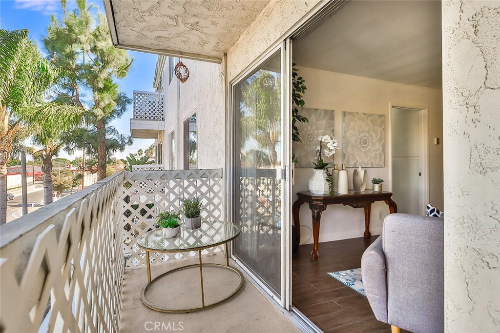 3565 Linden Avenue 218