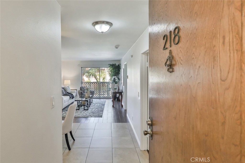 3565 Linden Avenue 218