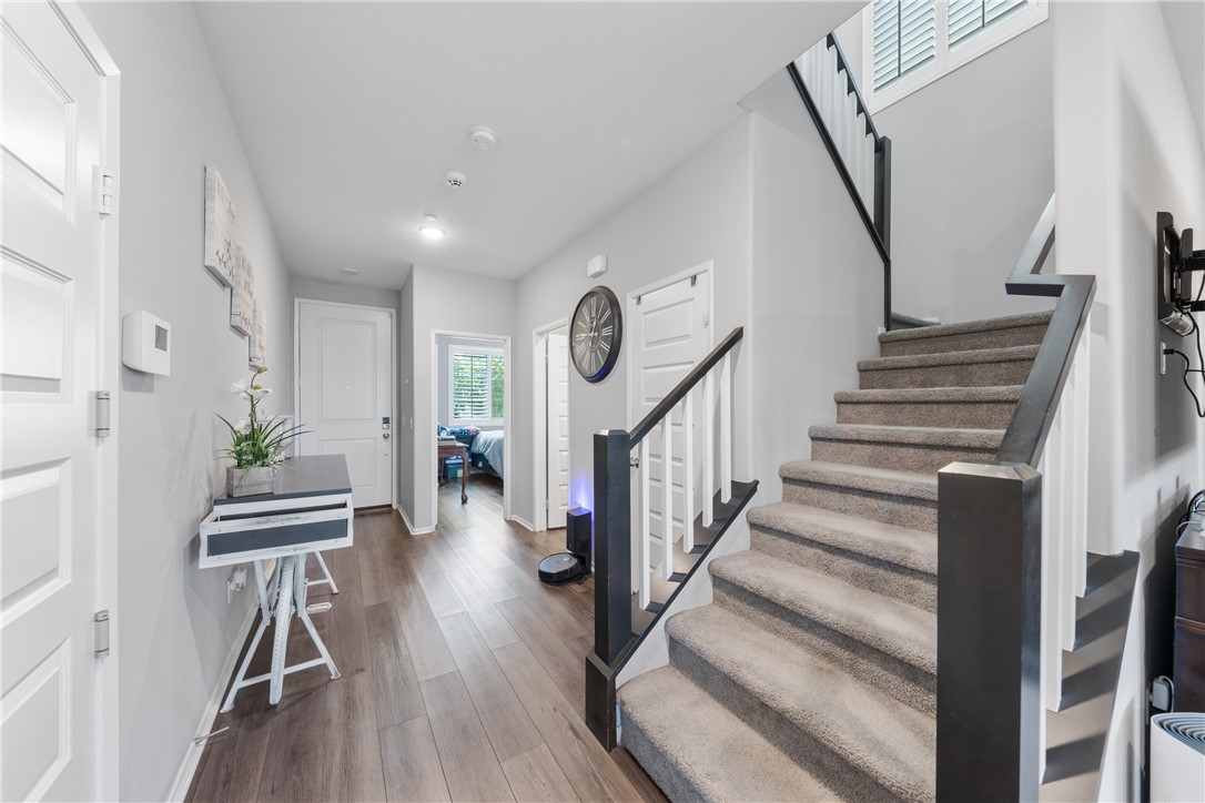 890 Oso Lane