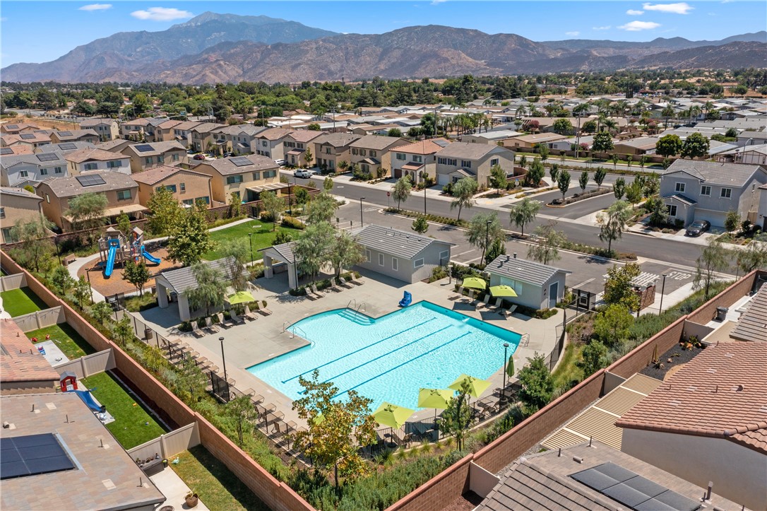 890 Oso Lane