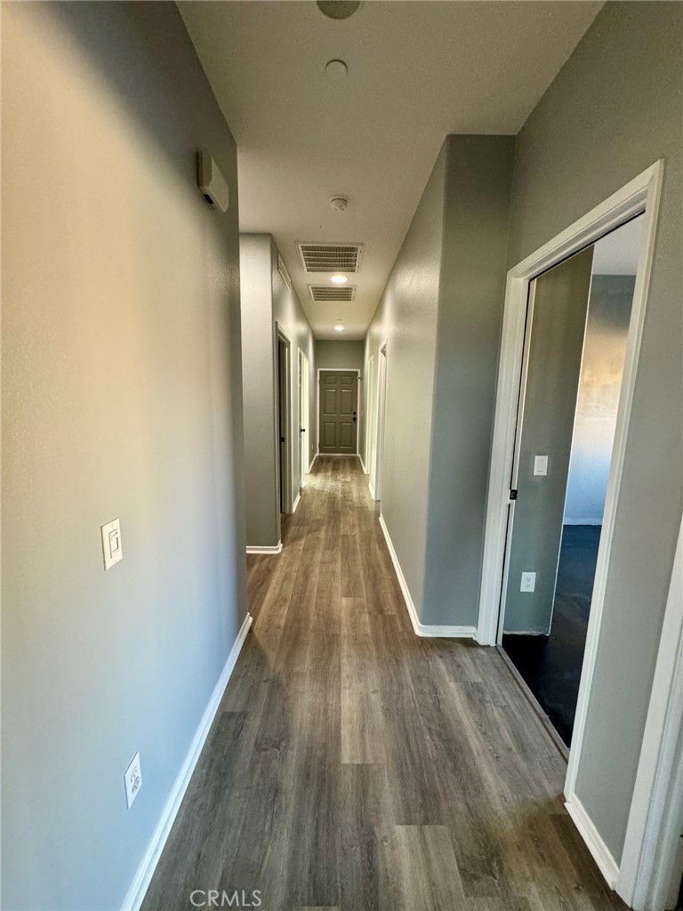 1891 Glisten Trail