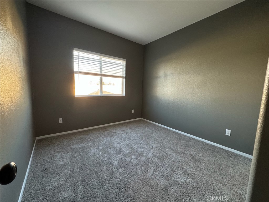 1891 Glisten Trail