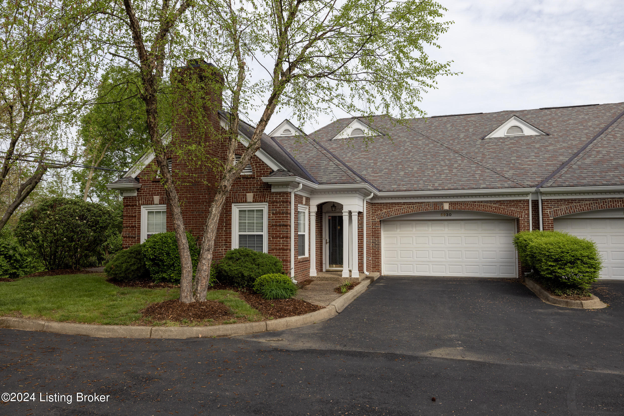 5930 Ashwood Bluff Dr