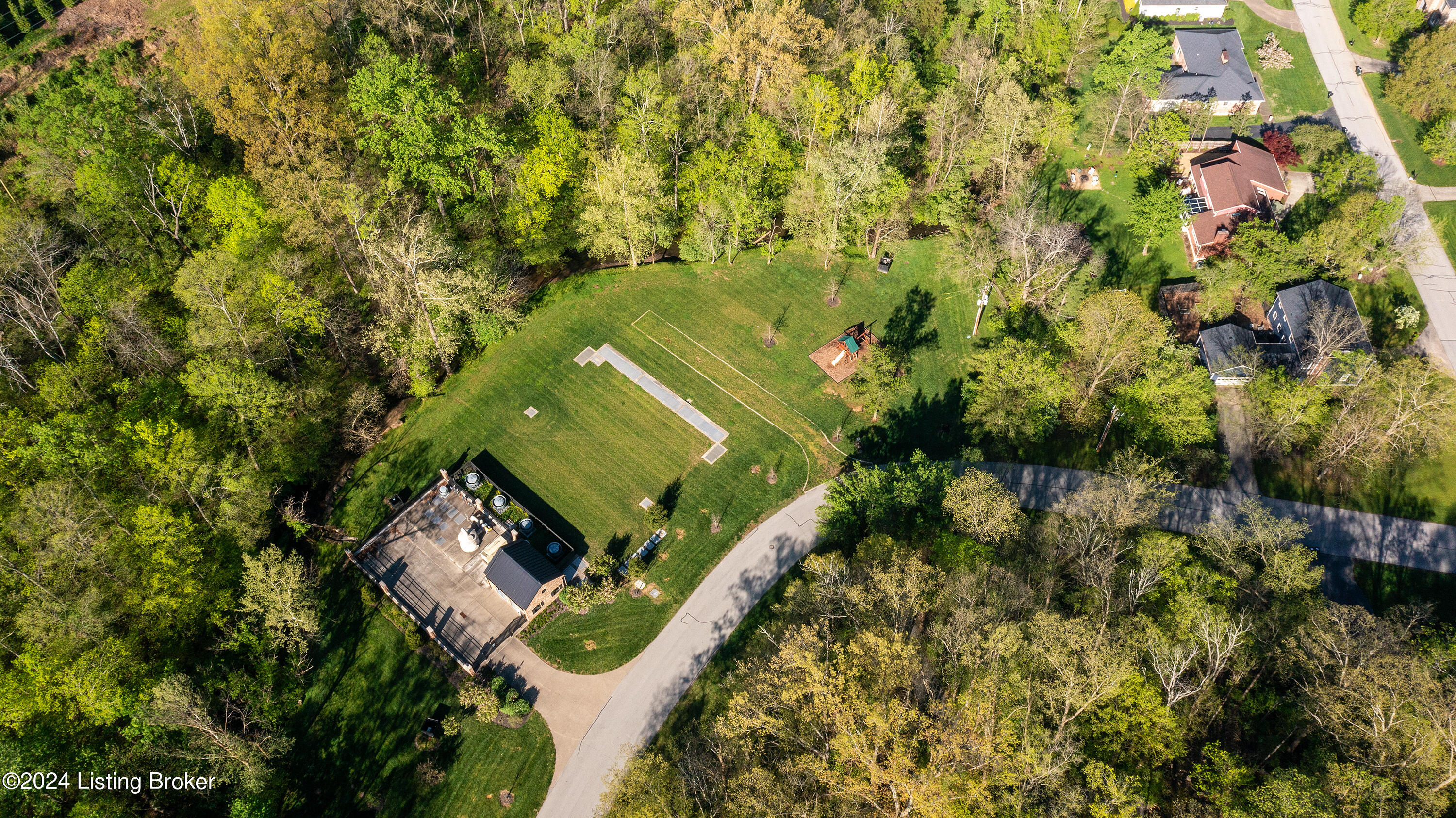2000 High Ridge Rd