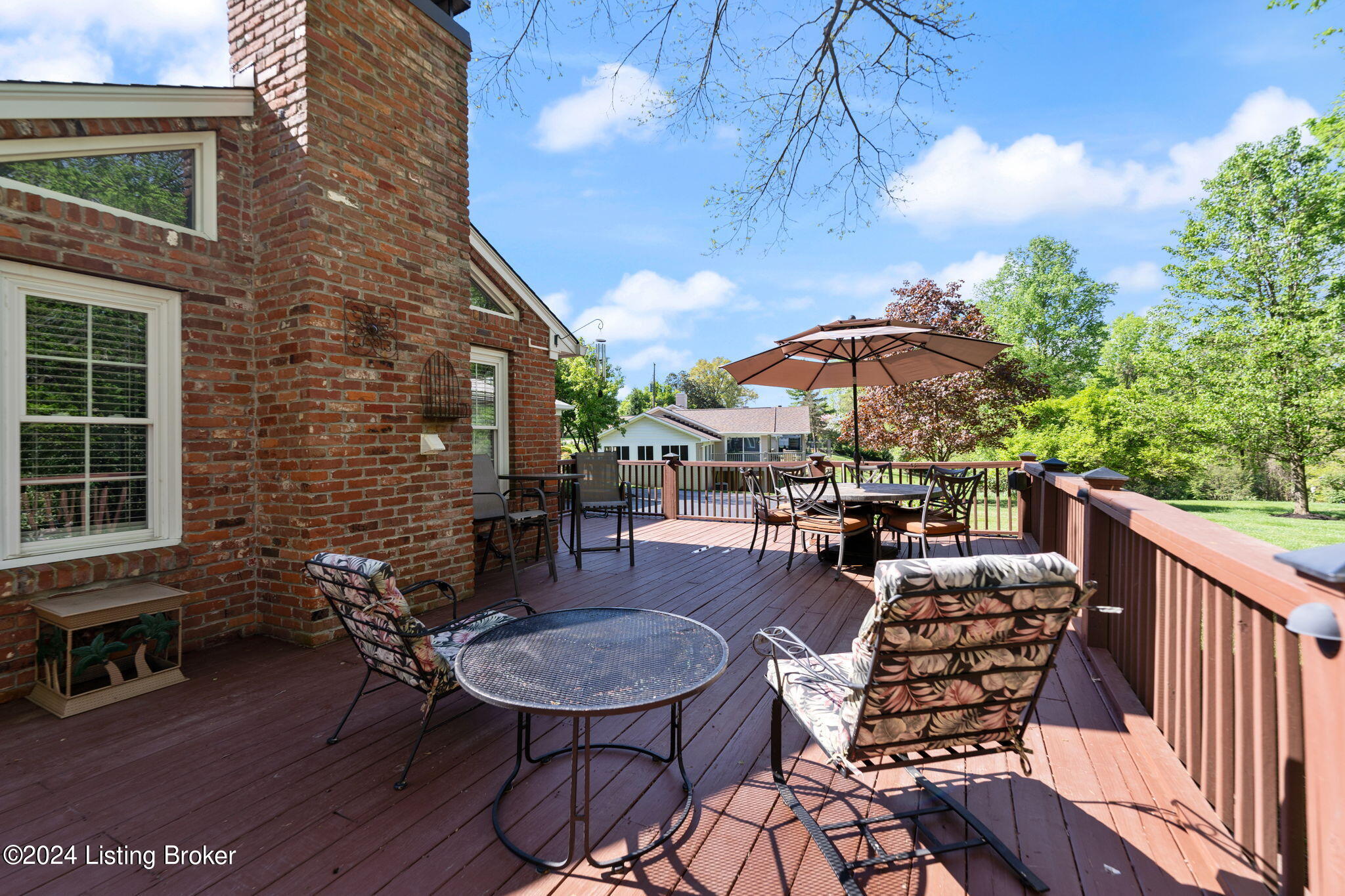 3415 Mount Rainier Dr