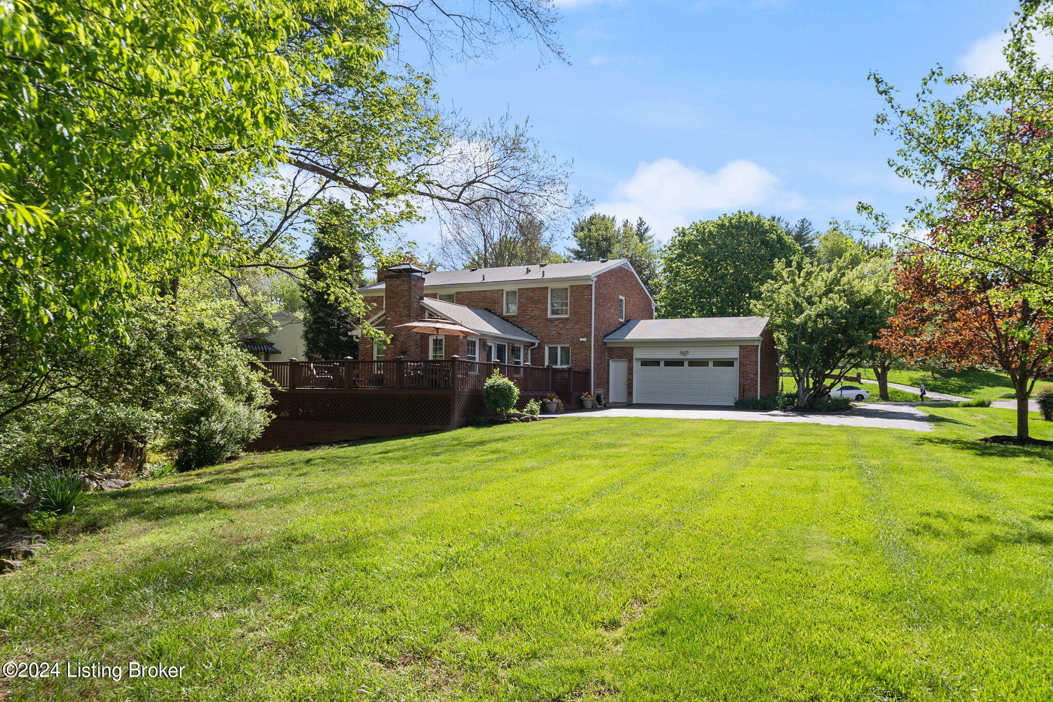 3415 Mount Rainier Dr