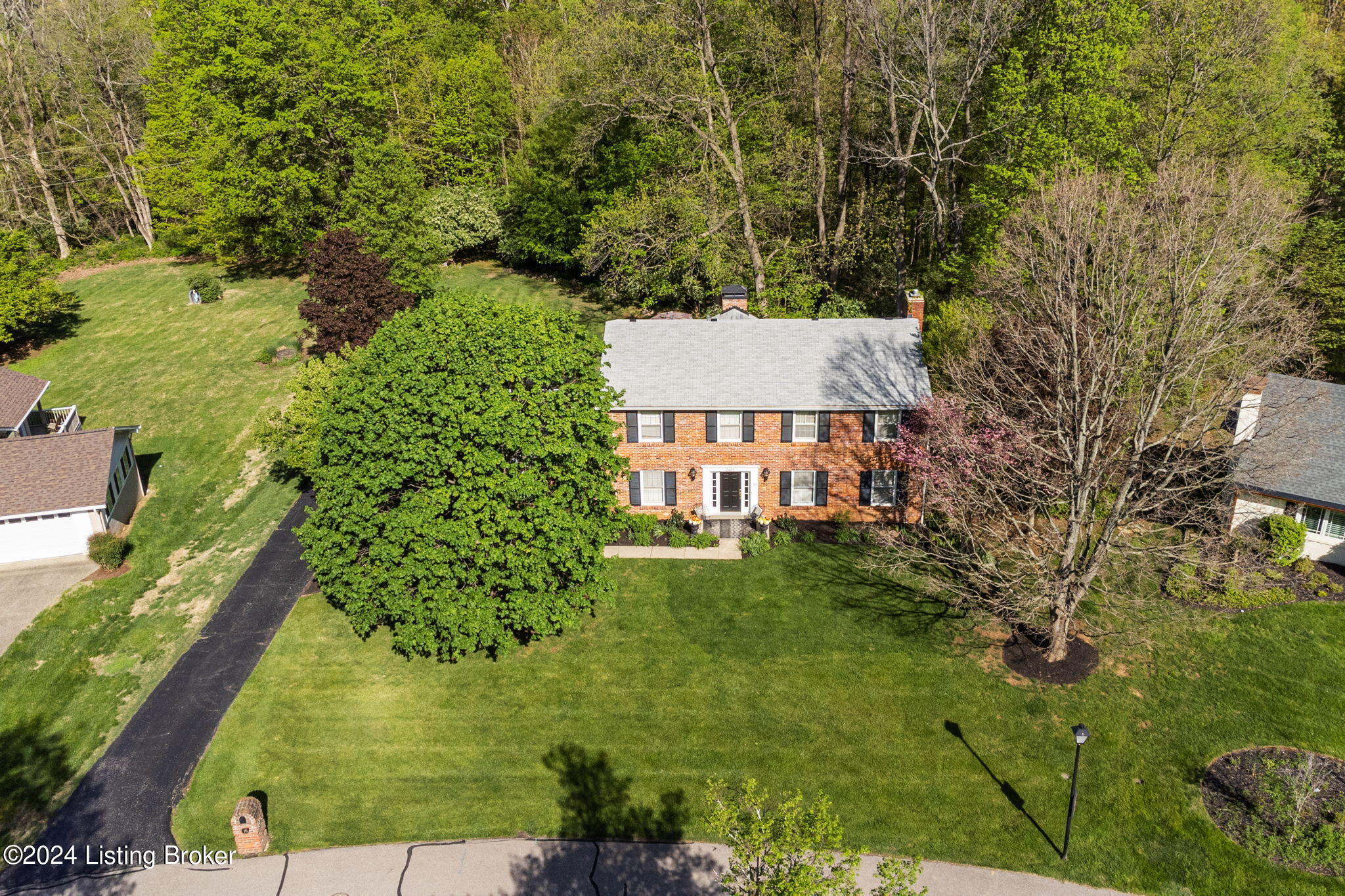 3415 Mount Rainier Dr