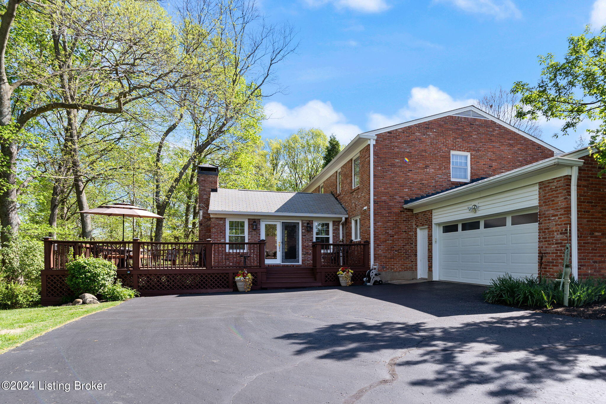 3415 Mount Rainier Dr