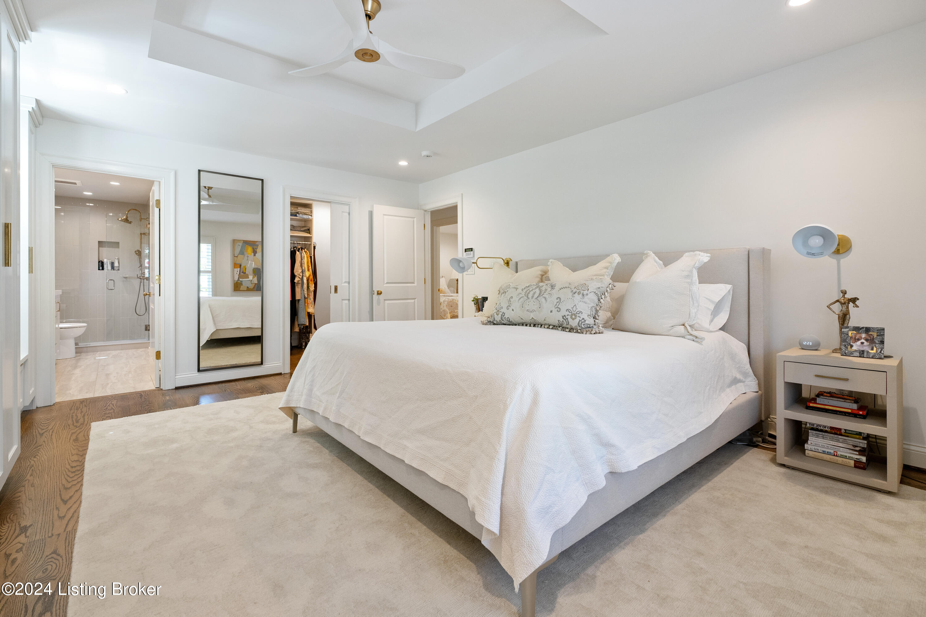 11 River Hill Rd
