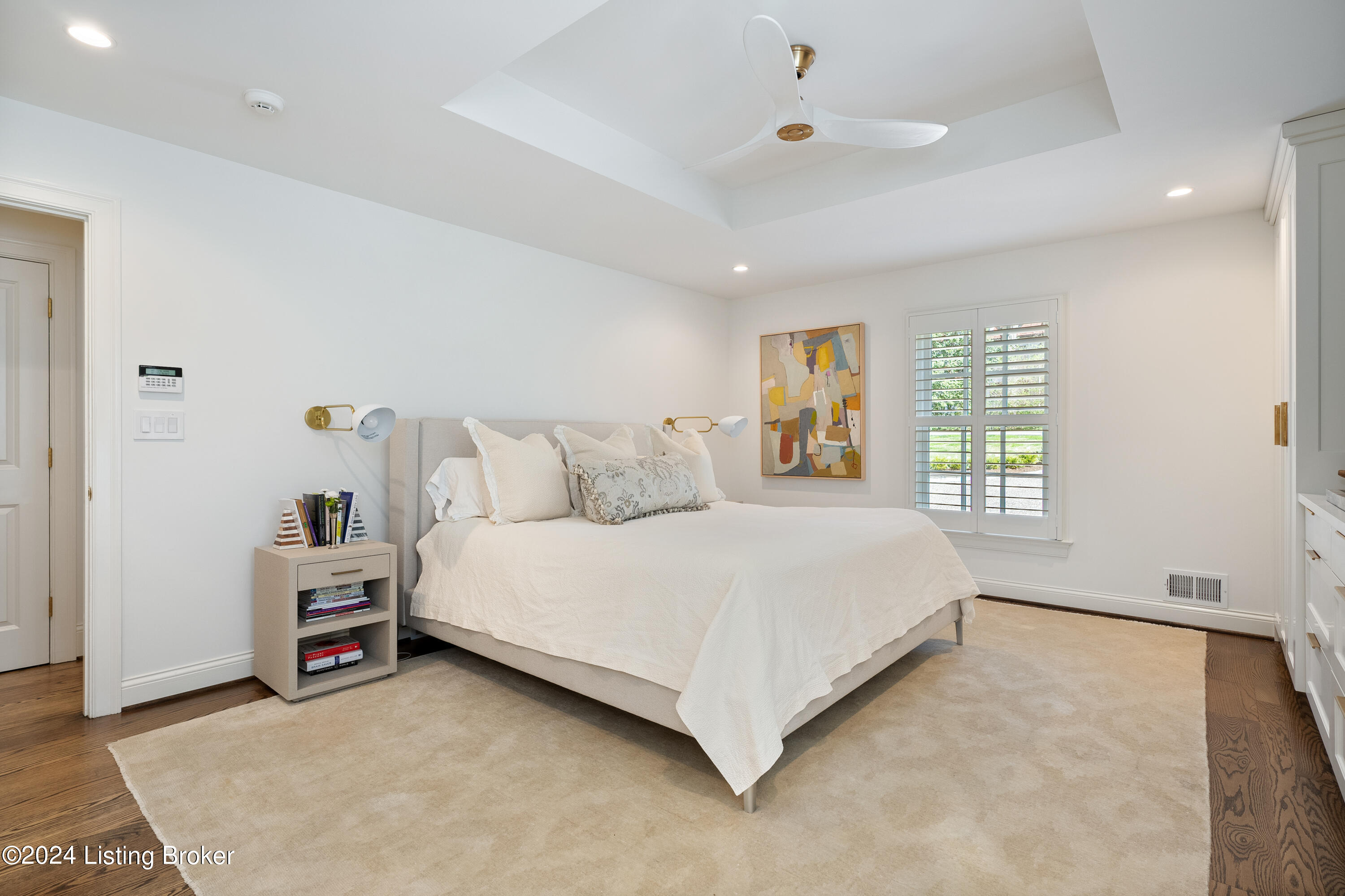 11 River Hill Rd