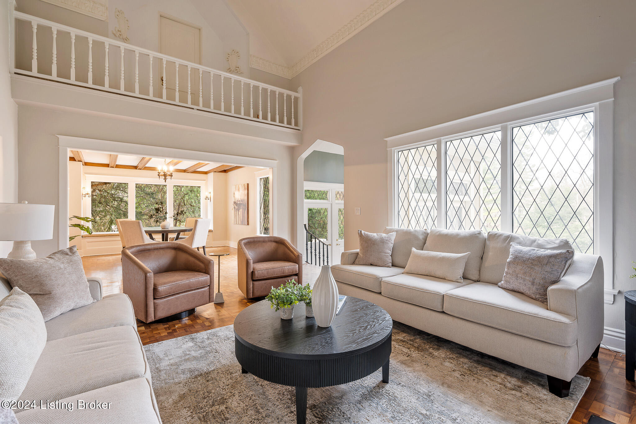 27 River Hill Rd