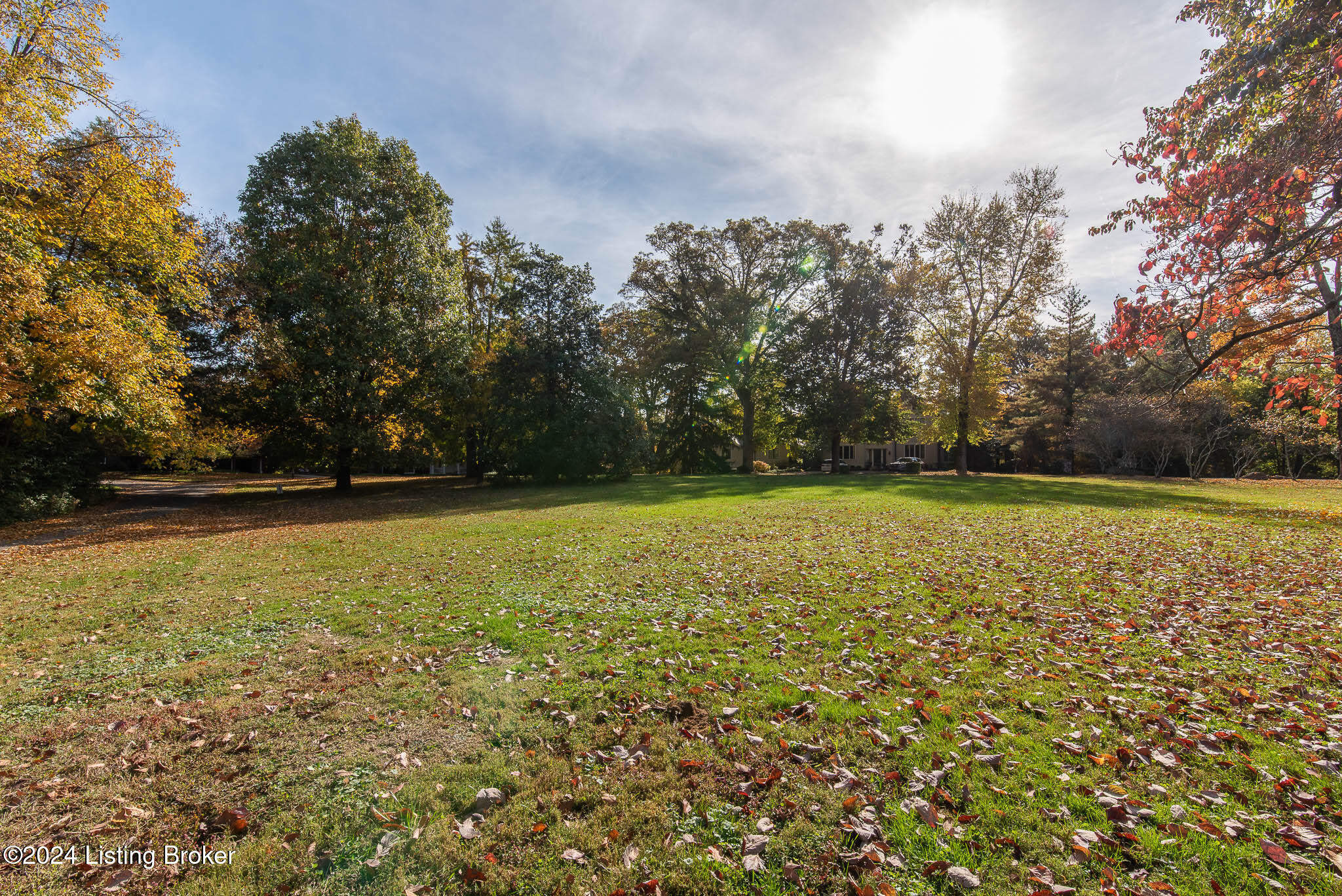 27 River Hill Rd