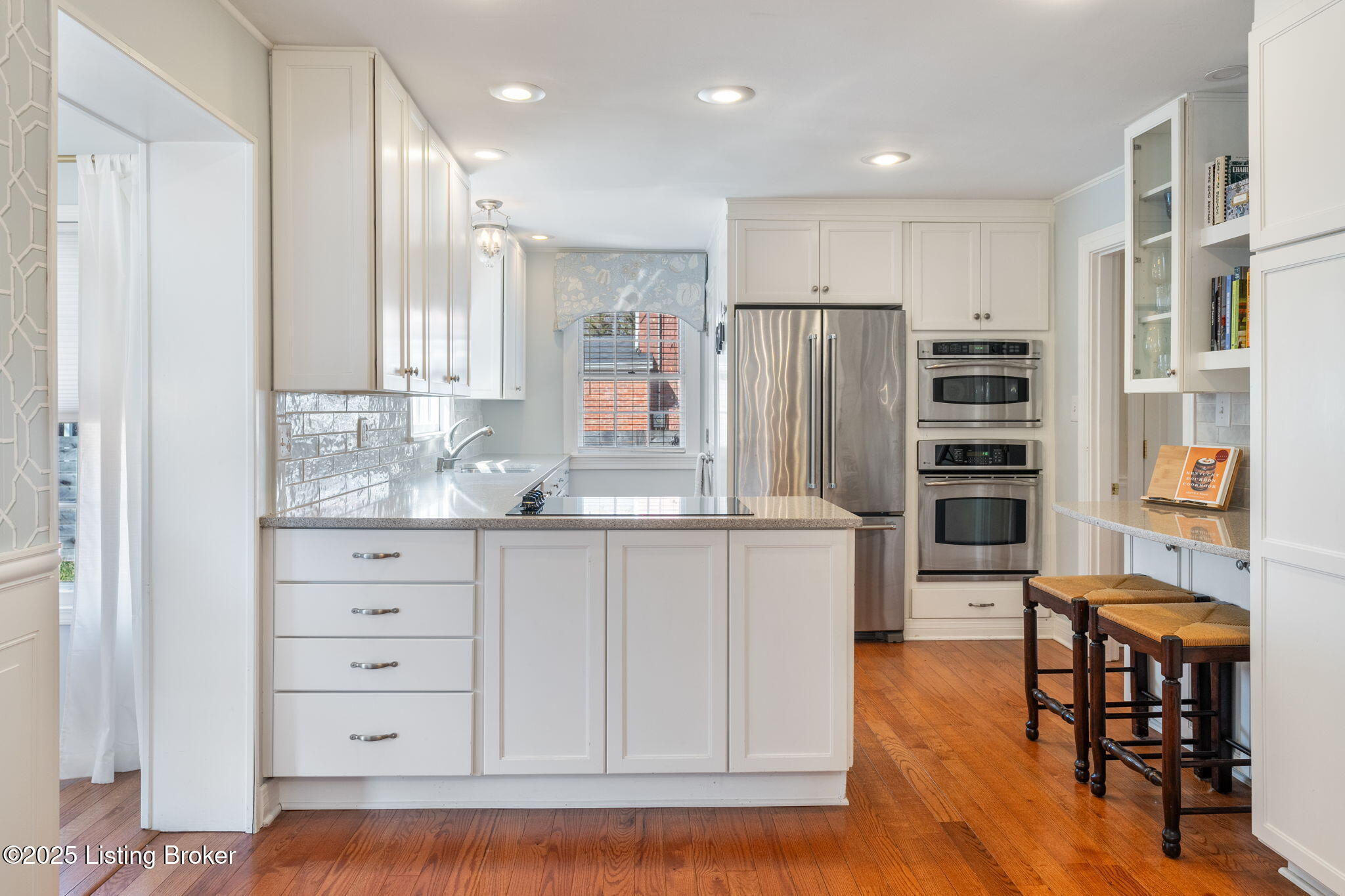 254 Saint Matthews Ave
