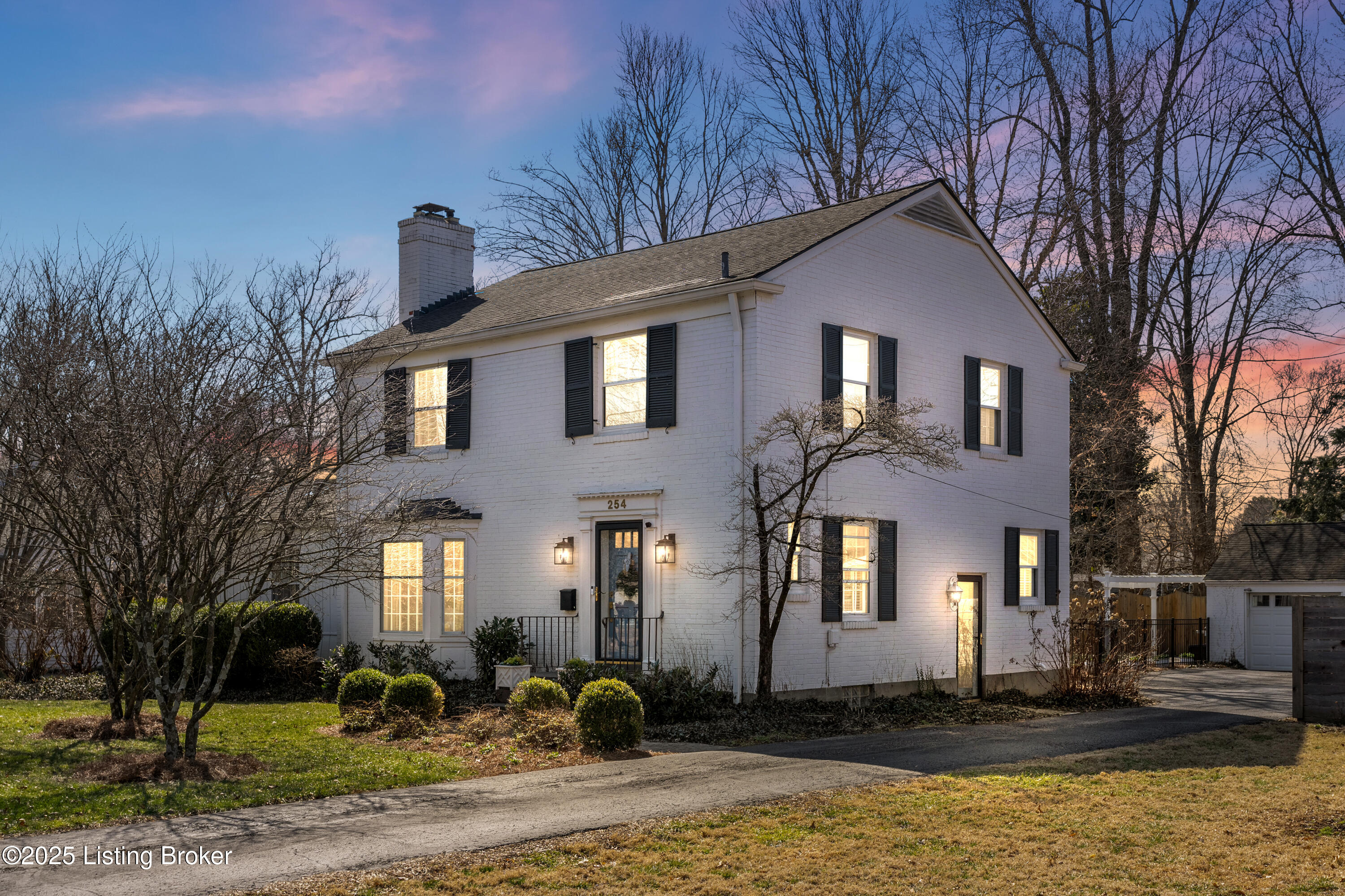 254 Saint Matthews Ave