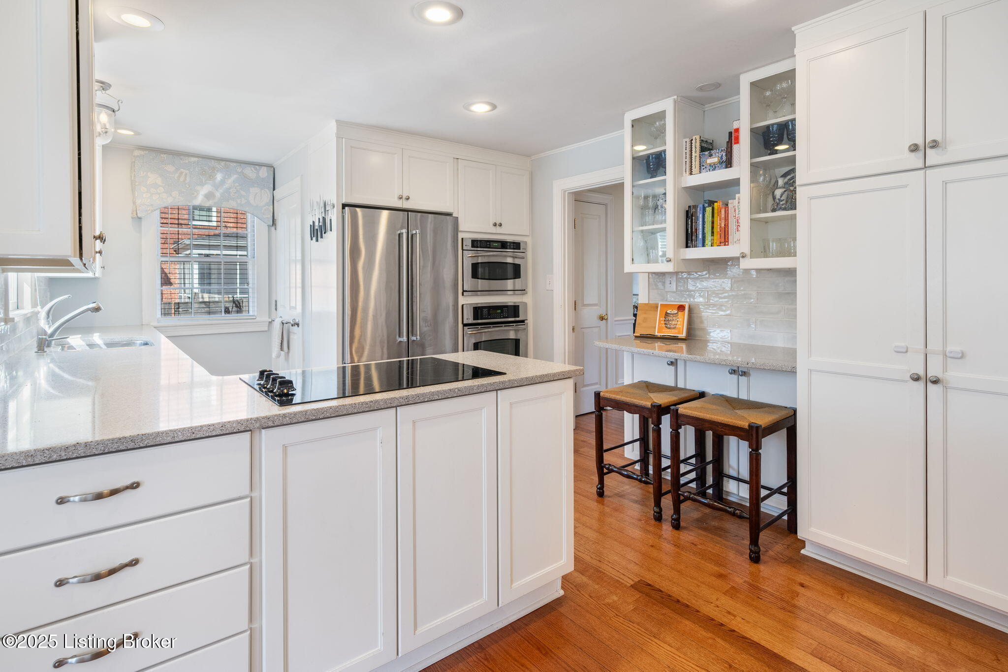 254 Saint Matthews Ave
