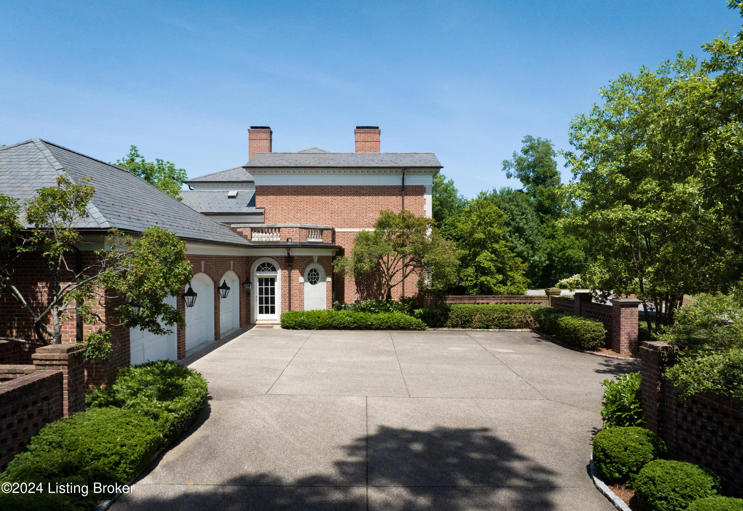 11 Overbrook Rd