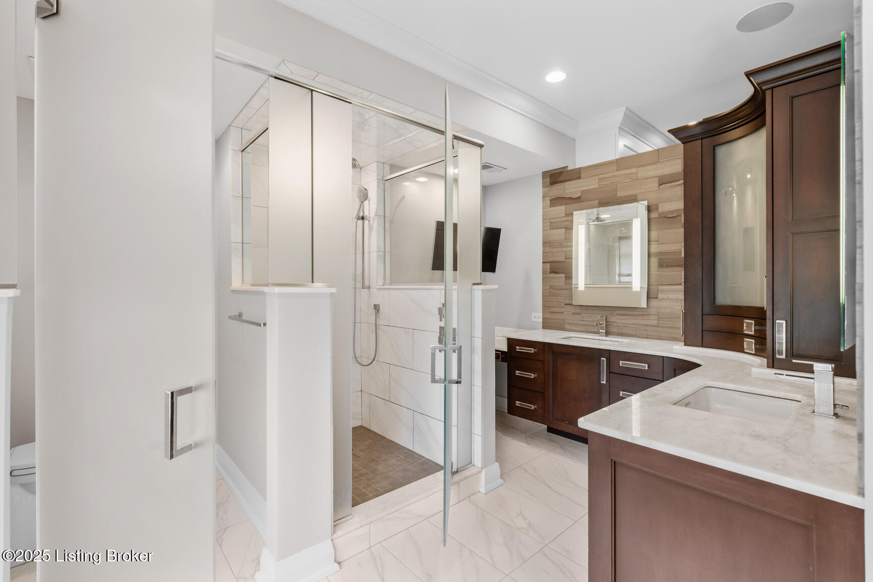 1416 Willow Ave 4b