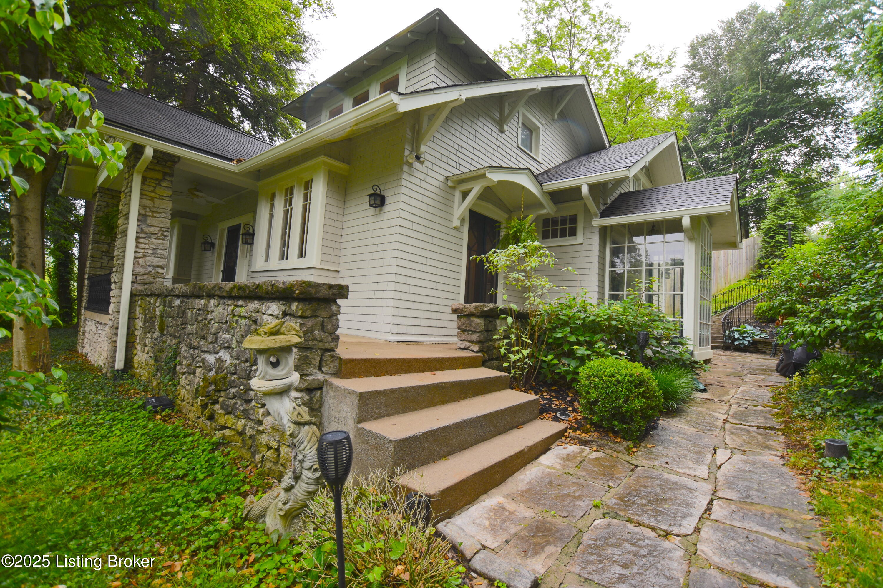 505 Upland Rd