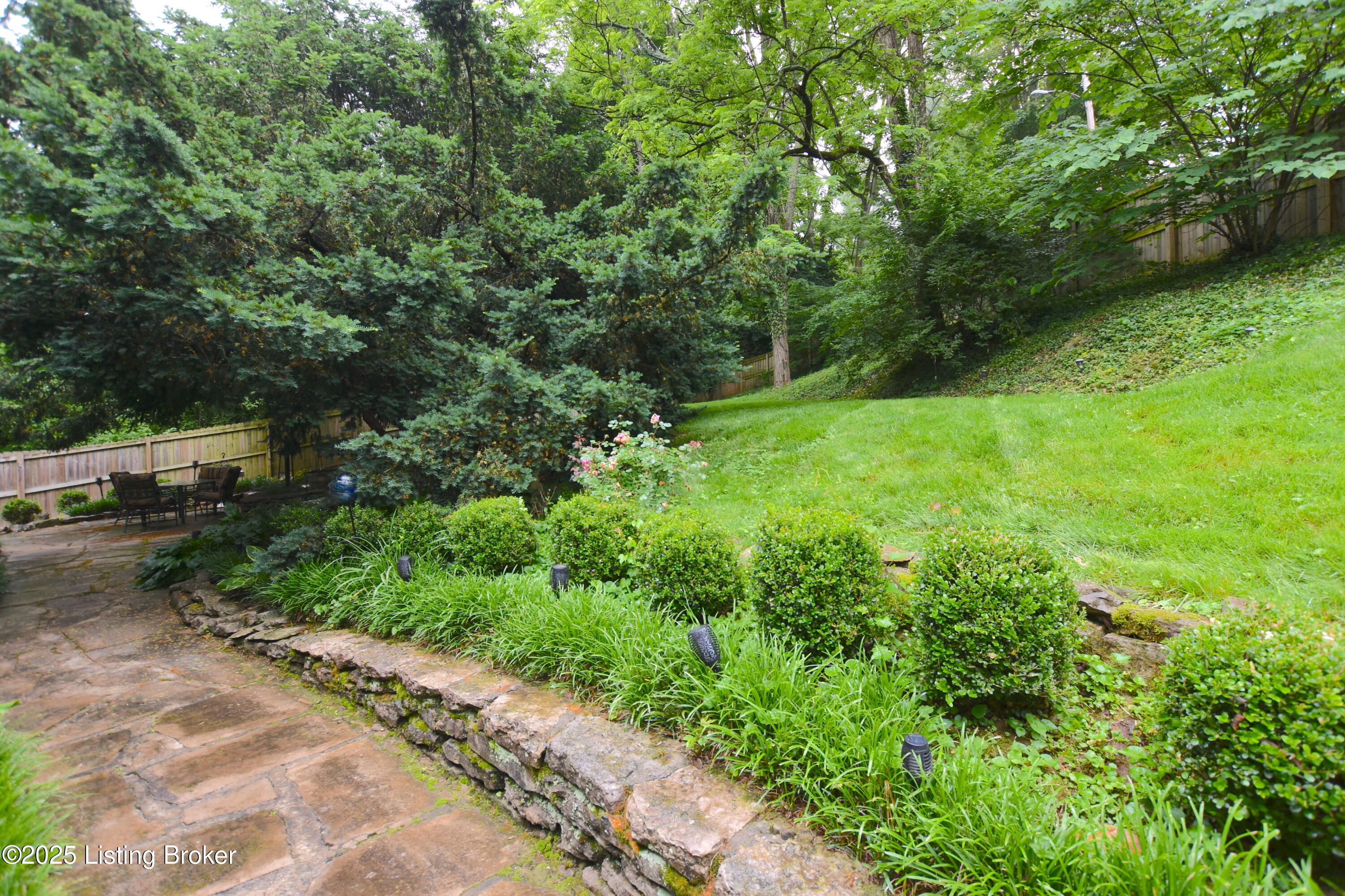 505 Upland Rd