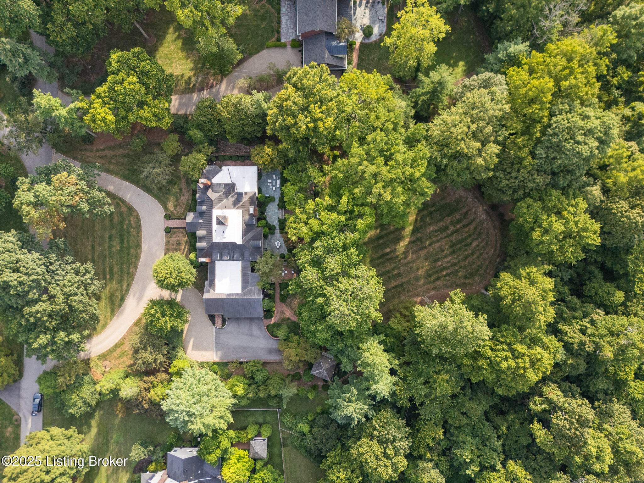 5 Woodhill Rd