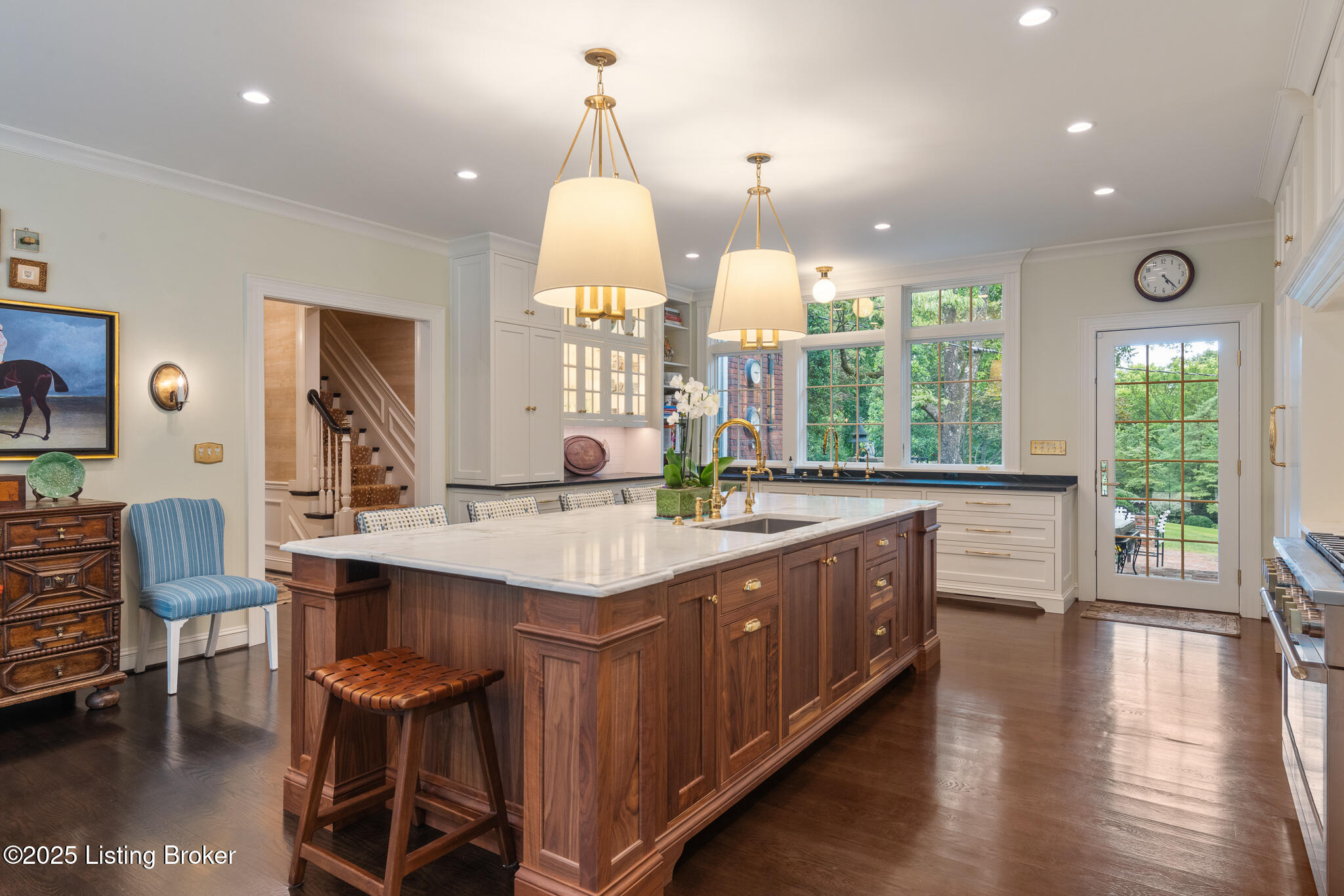 5 Woodhill Rd