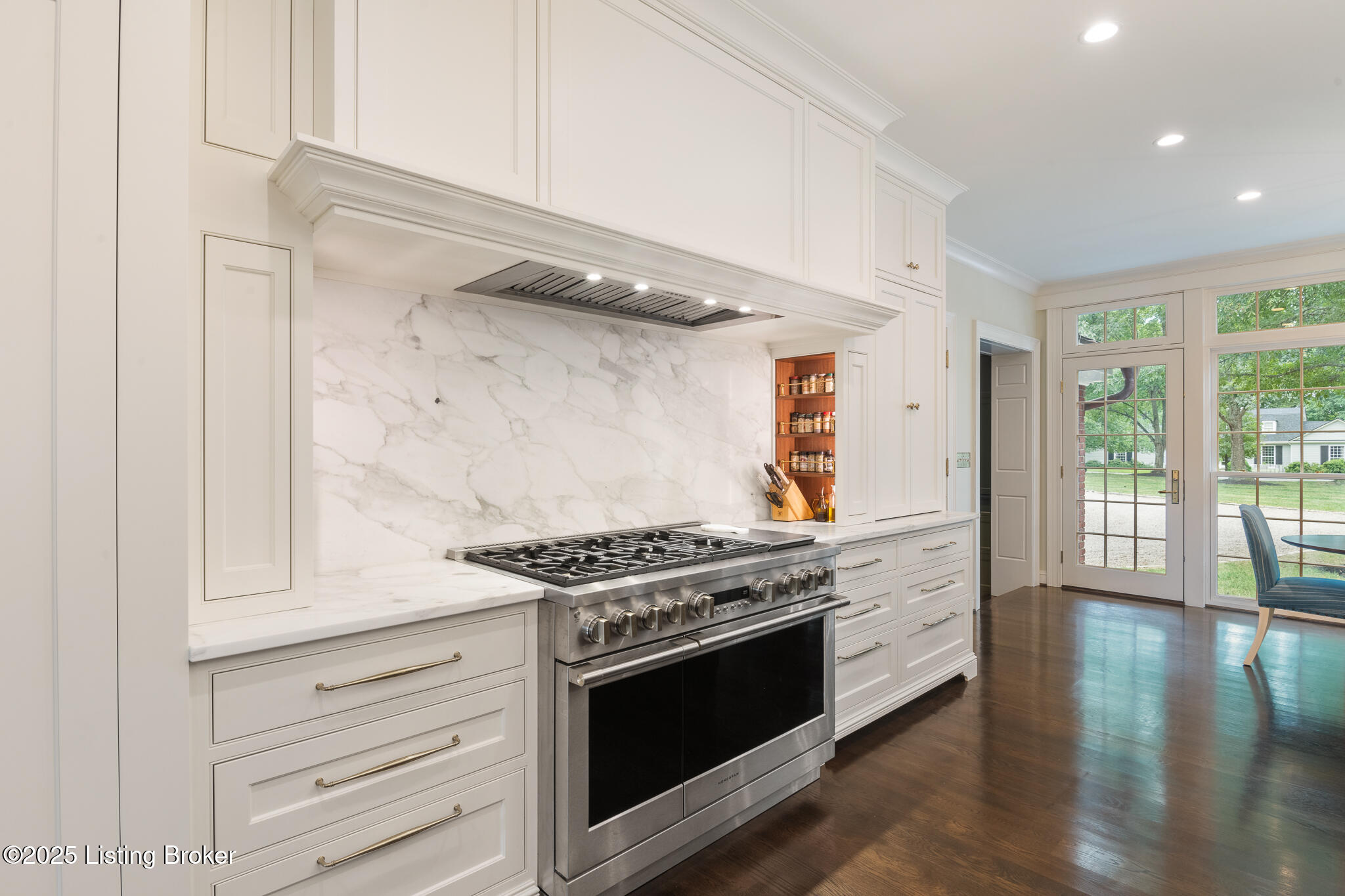 5 Woodhill Rd