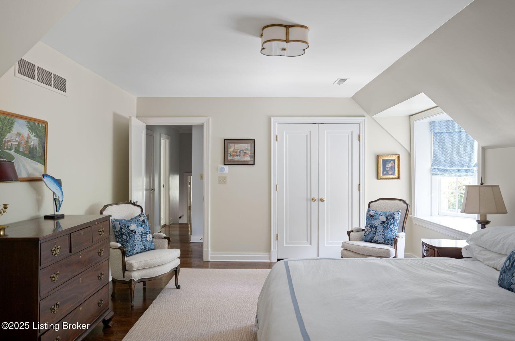 11 Brownsboro Hill Rd