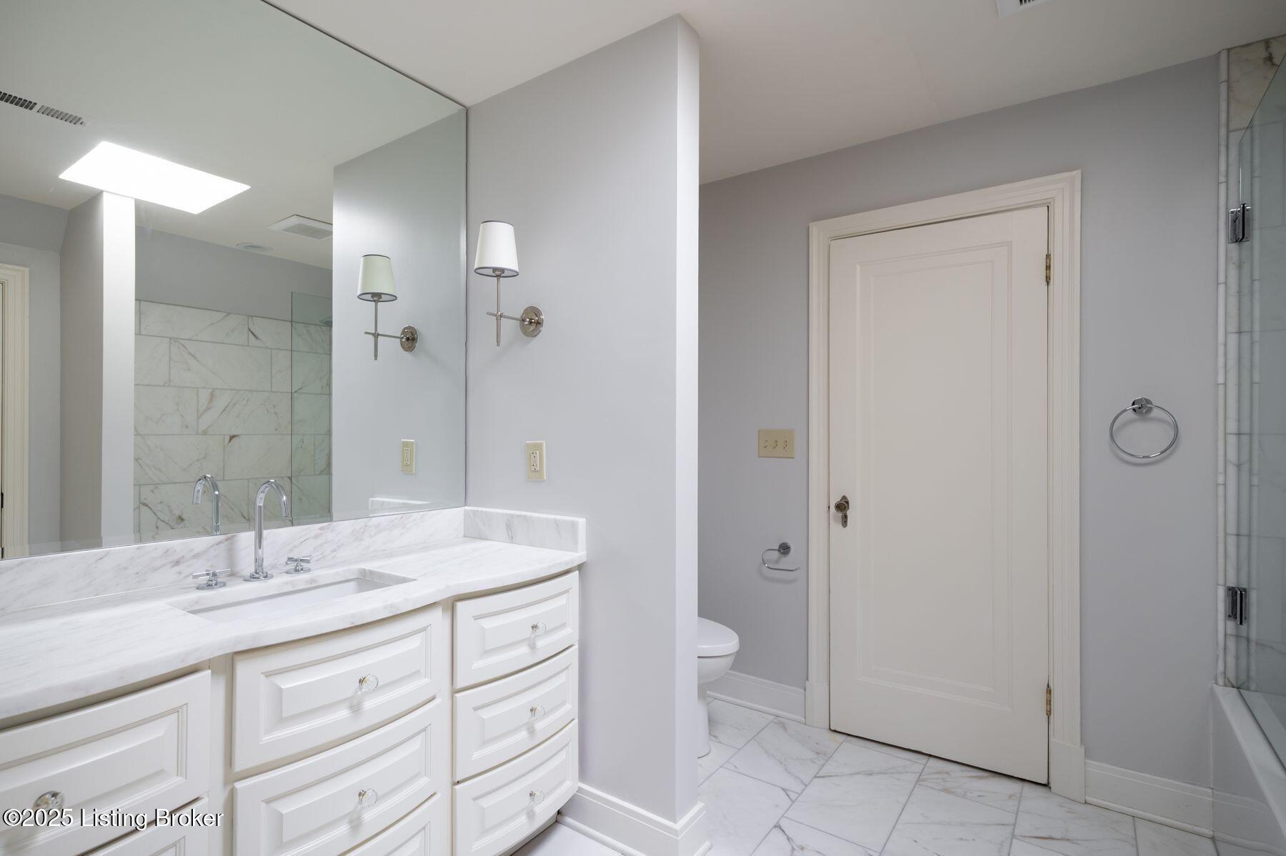11 Brownsboro Hill Rd