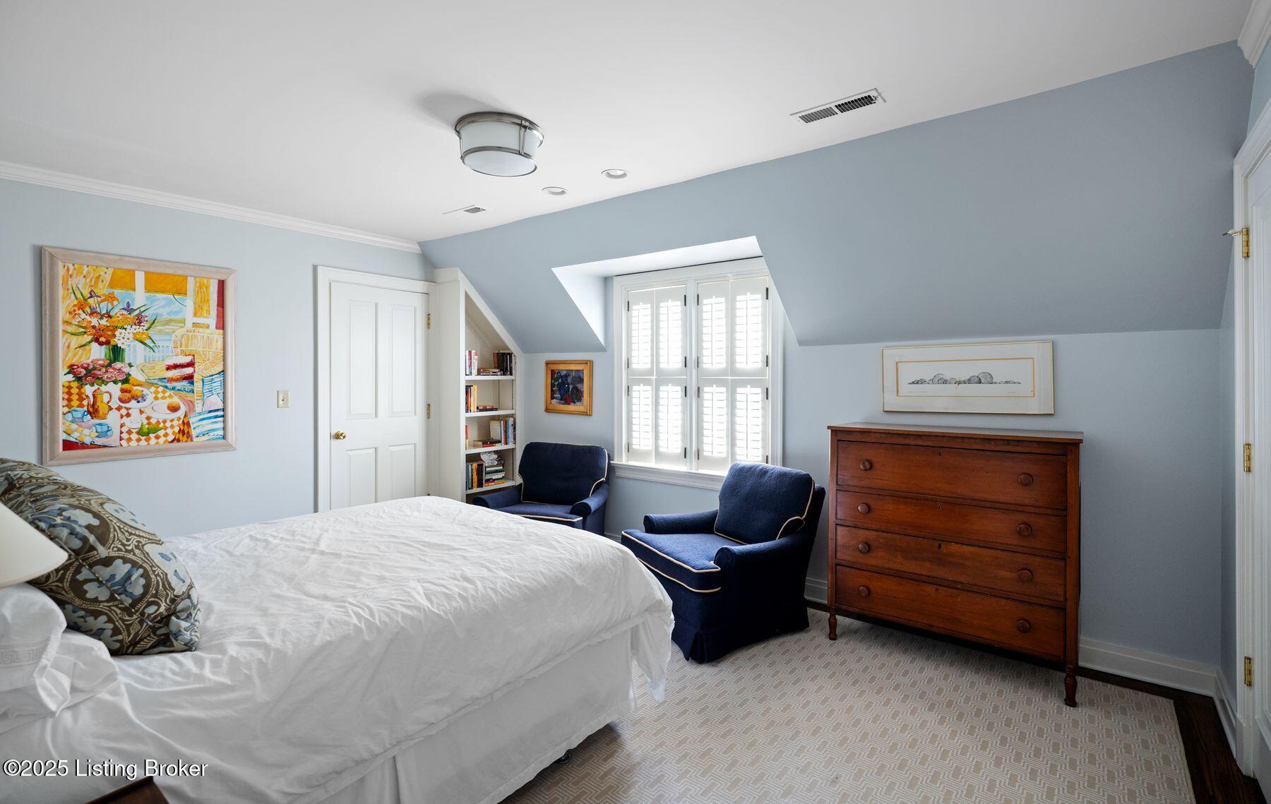 11 Brownsboro Hill Rd