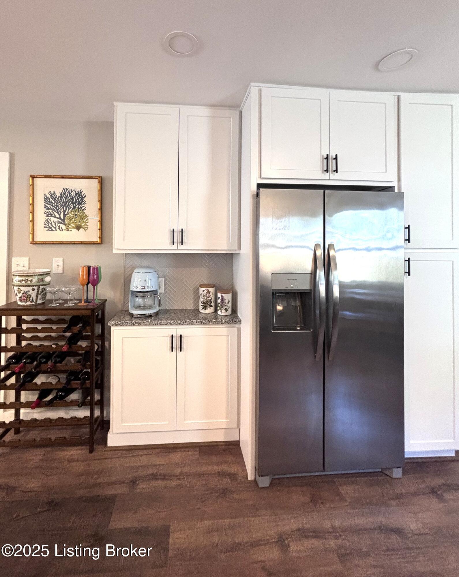 312 Clover Ln