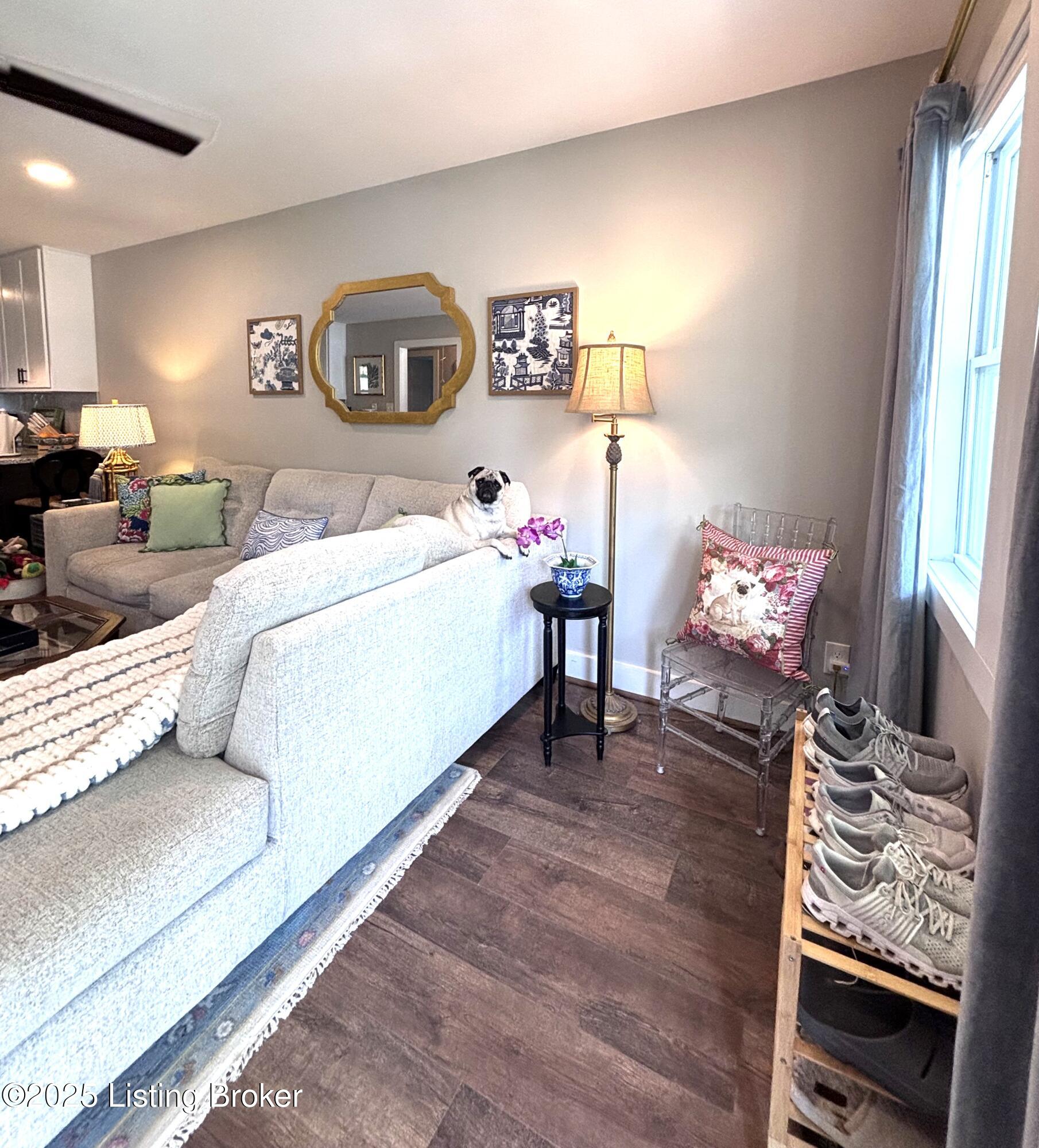 312 Clover Ln