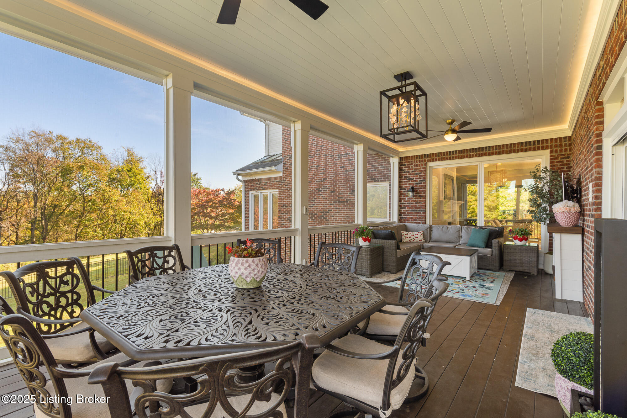7421 Cedar Bluff Ct