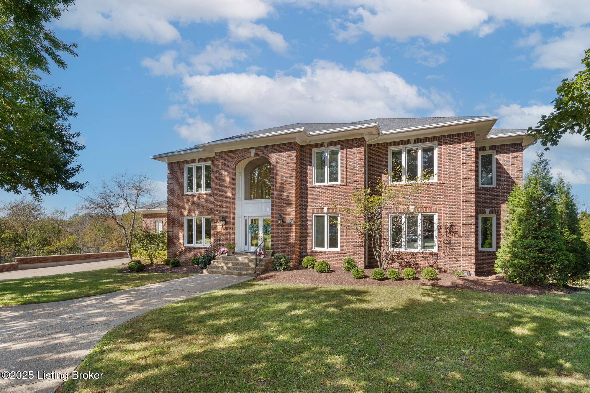 7421 Cedar Bluff Ct