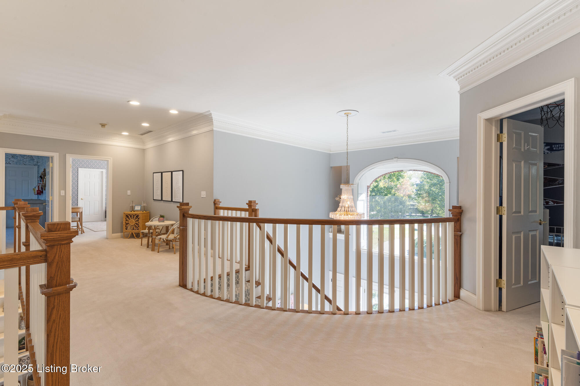7421 Cedar Bluff Ct