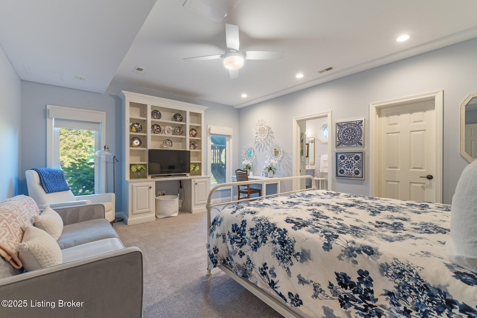 7421 Cedar Bluff Ct