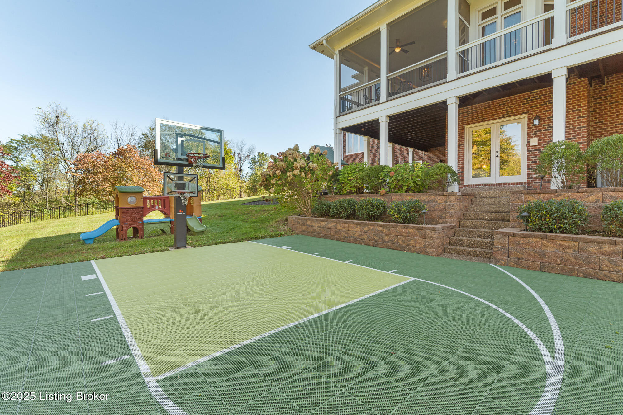 7421 Cedar Bluff Ct
