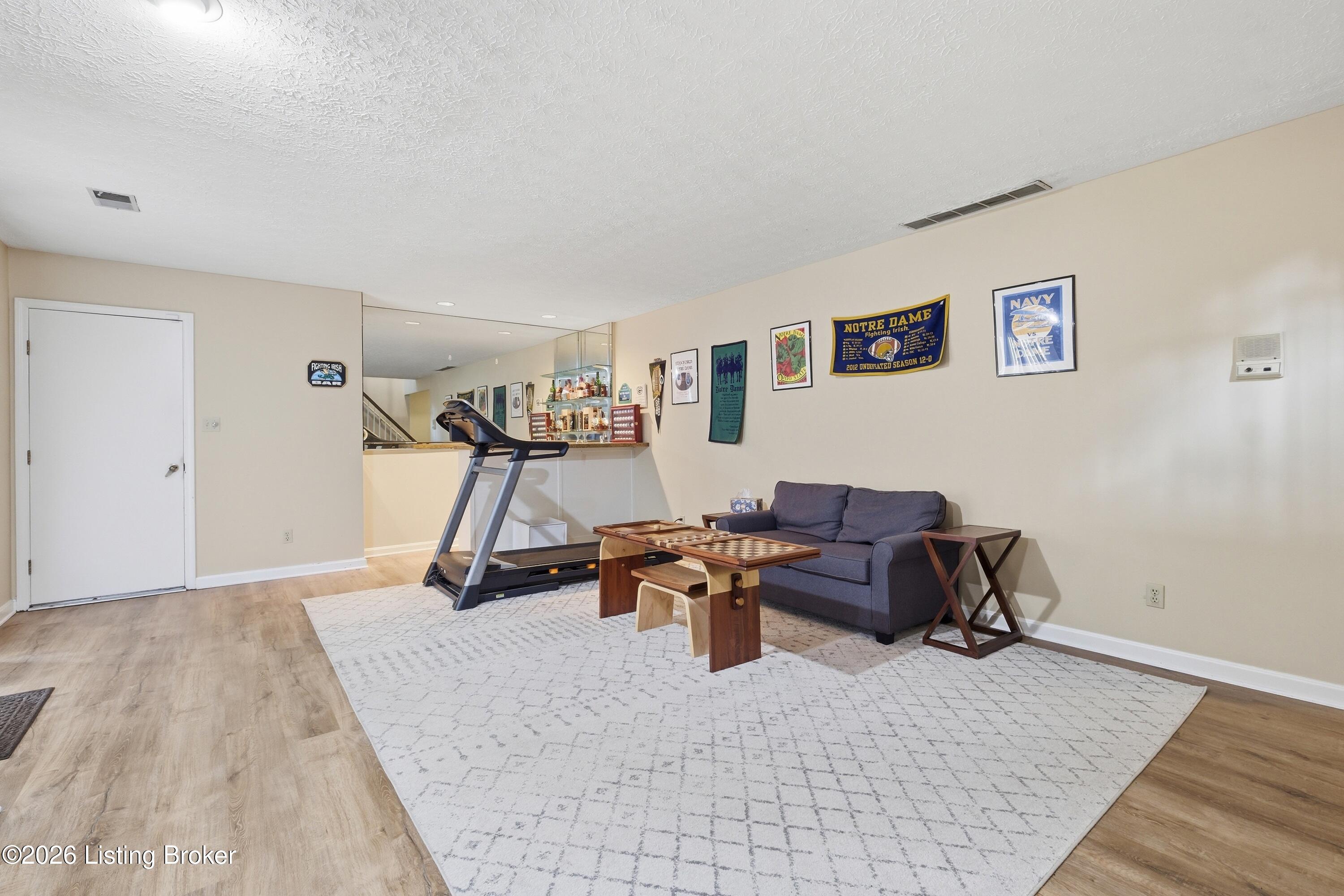 5508 Hempstead Rd