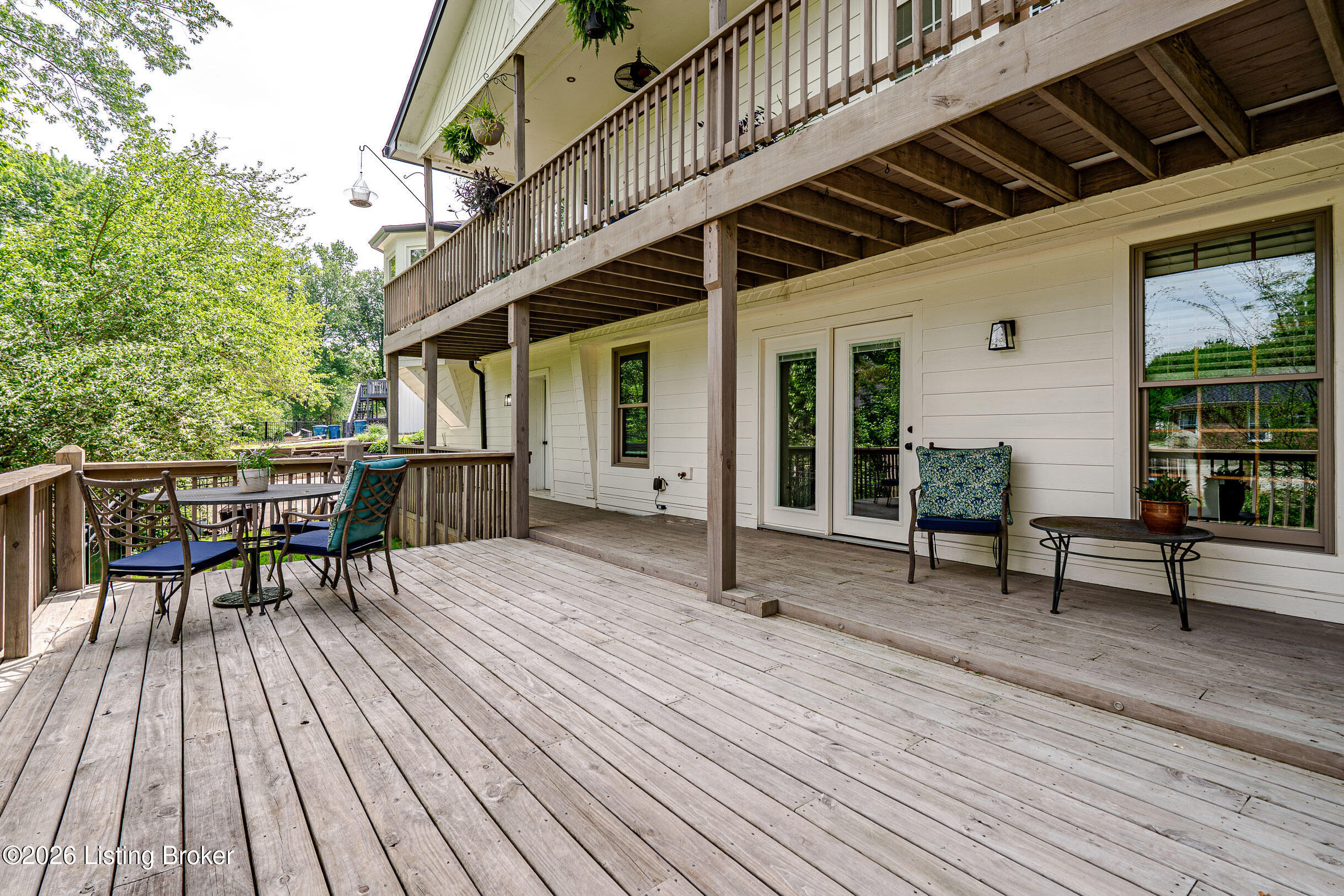 1027 Rollingwood Ln
