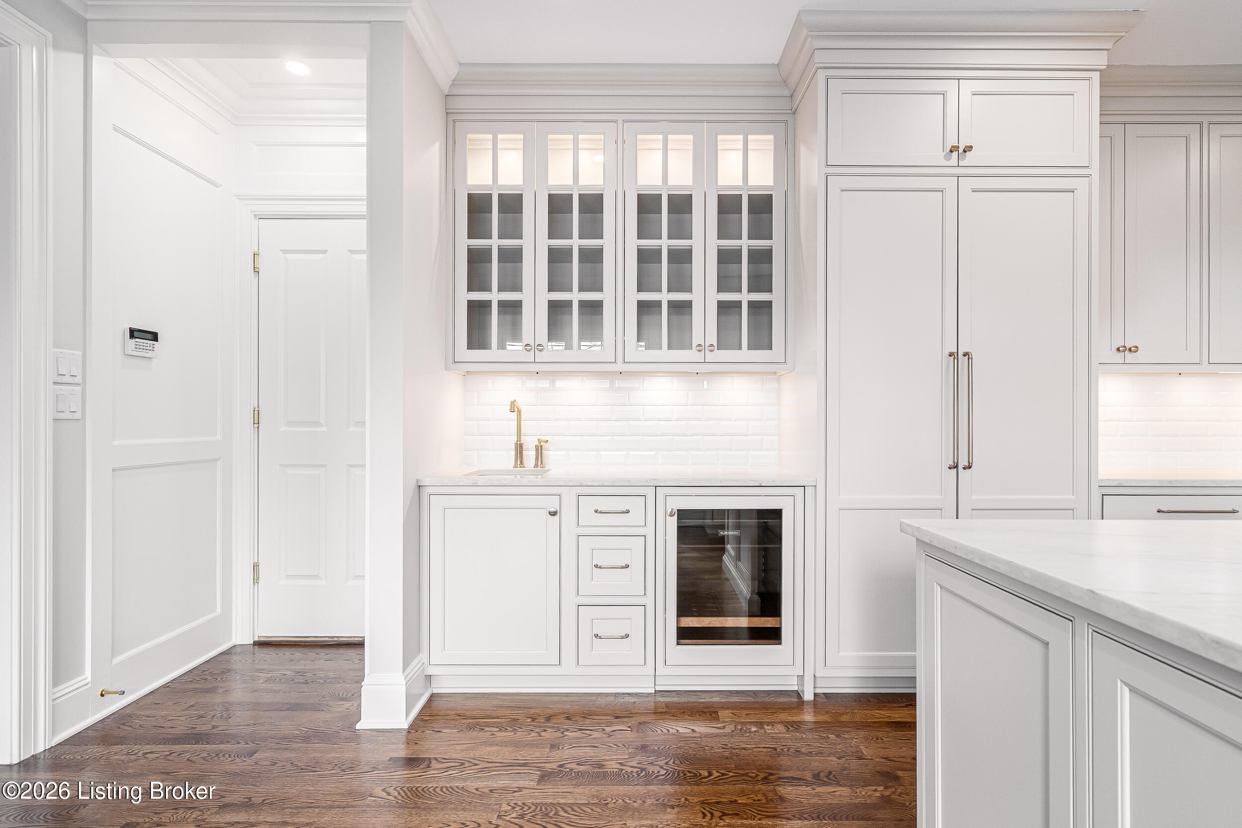 401 Stonehaven Commons Ct